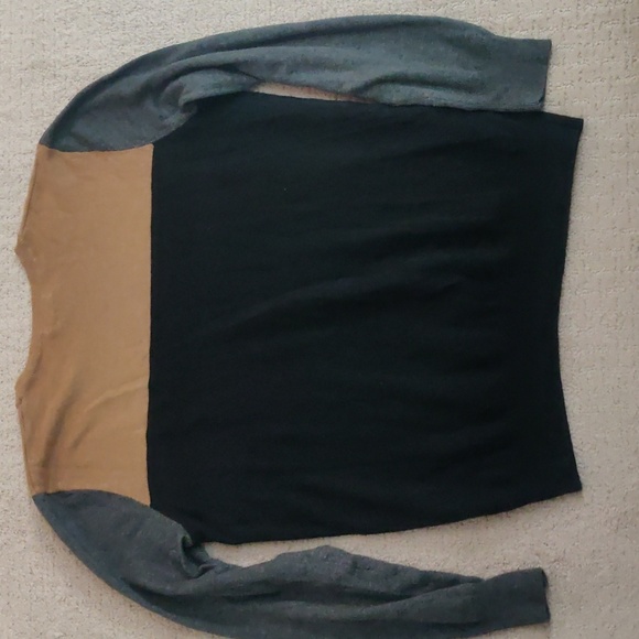 Old navy colour block sweater - Picture 2 of 2